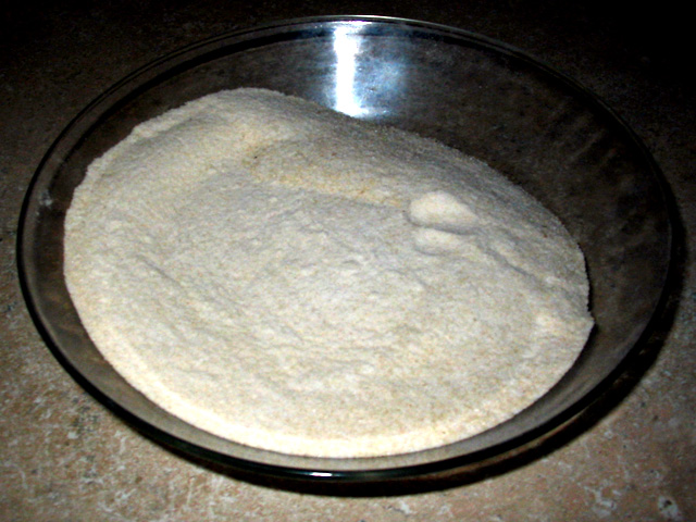 Bowl of freshly ground brown rice flour